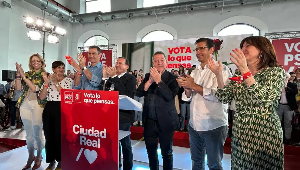Mitin electoral celebrado en Puertollano Mitin electoral celebrado en Puertollano