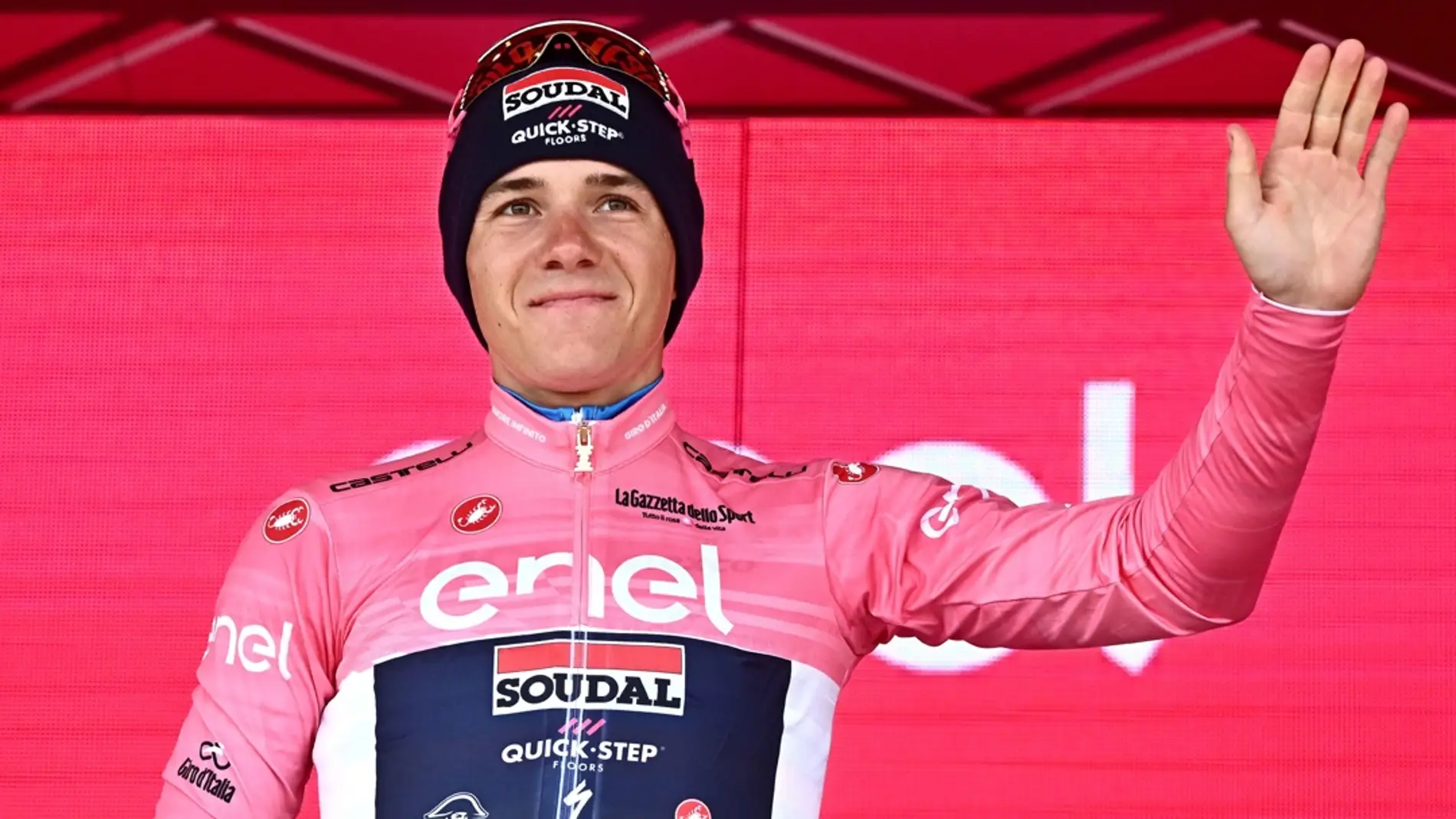 Evenepoel se retira del Giro tras dar positivo en covid