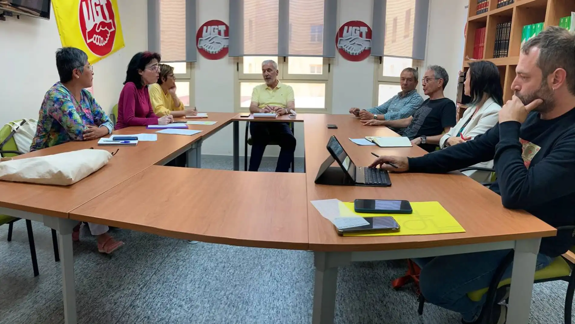 Unides Podem-EU Castelló aborda con UGT y CCOO el plan de ayudas para rescatar la cerámica y garantizar el empleo
