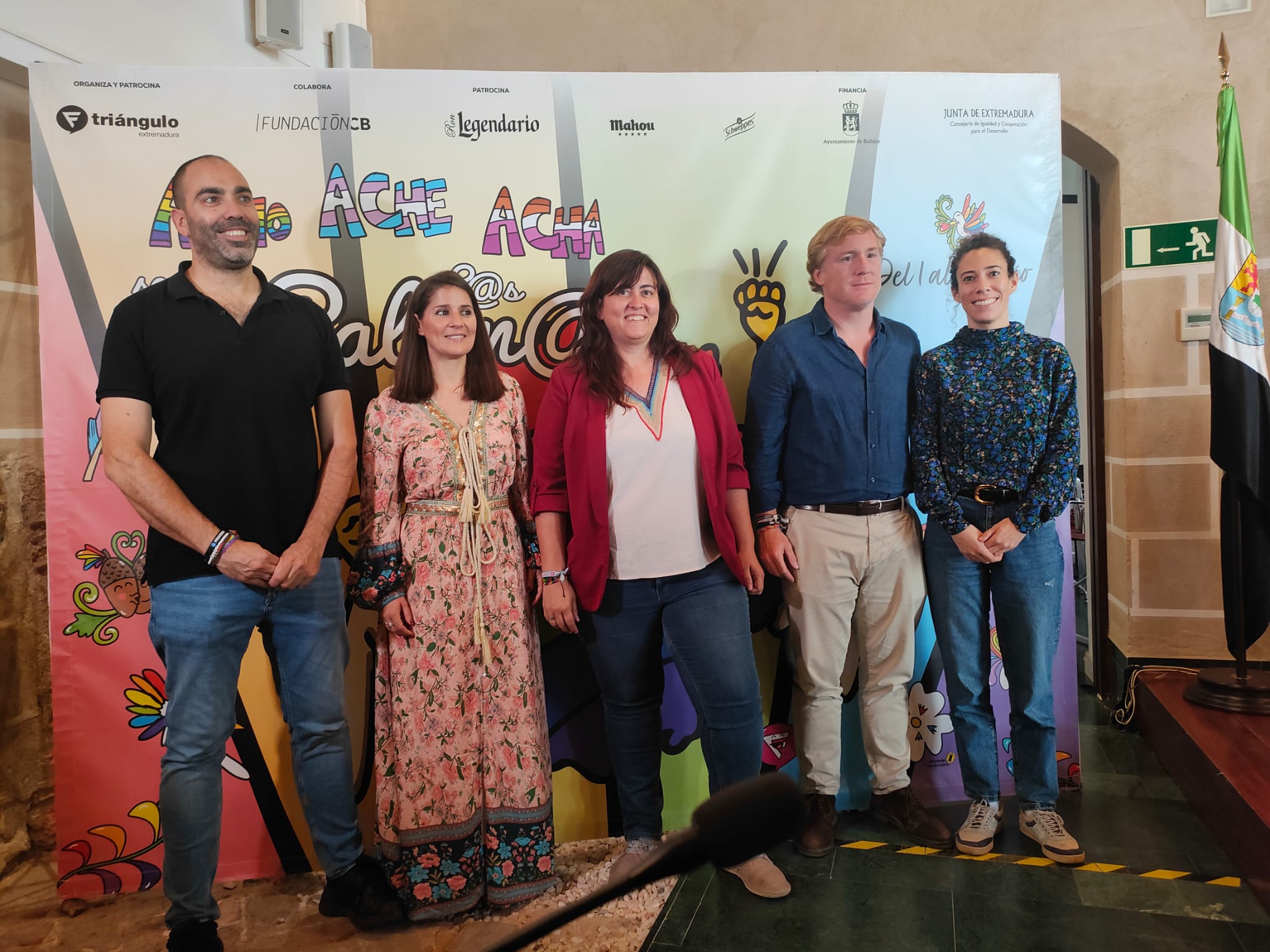 Acho, Acha y Ache, semos L@s Palom@s es el lema de la edición de Los Palomos 2023 que se celebra del 1 al 10 de junio Acho, Acha y Ache, semos L@s Palom@s es el lema de la edición de Los Palomos 2023 que se celebra del 1 al 10 de junio