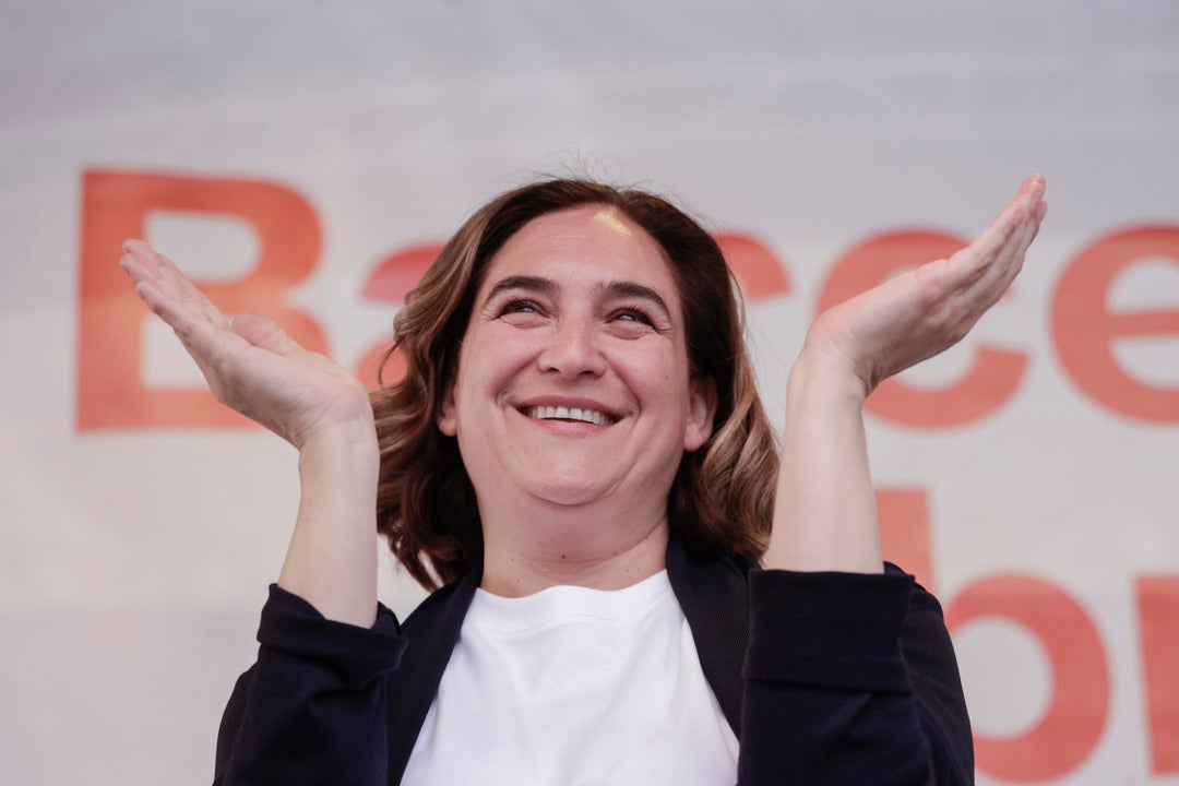 Encuestas: la mayoría de los votantes en Barcelona suspende la gestión de Ada Colau Encuestas: la mayoría de los votantes en Barcelona suspende la gestión de Ada Colau