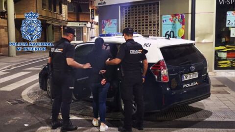 Detenida por traficar con drogas en un local de ocio de Alicante 