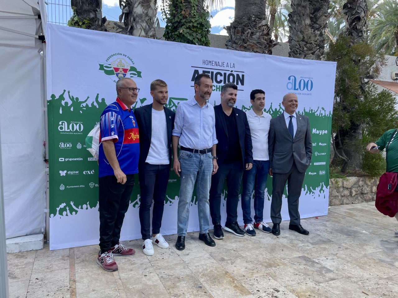 Bragarnik llega a tiempo a la fiesta de la afición del Elche y a la victoria ante el Atlético de Madrid Bragarnik llega a tiempo a la fiesta de la afición del Elche y a la victoria ante el Atlético de Madrid