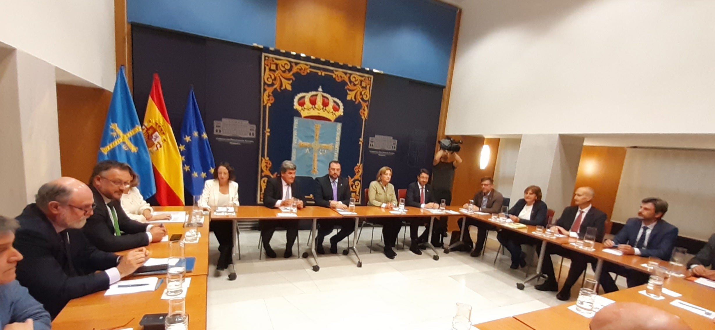 El ministro Escrivá considera inapropiada la comparación cotizantes/pensionistas de Asturias El ministro Escrivá considera inapropiada la comparación cotizantes/pensionistas de Asturias