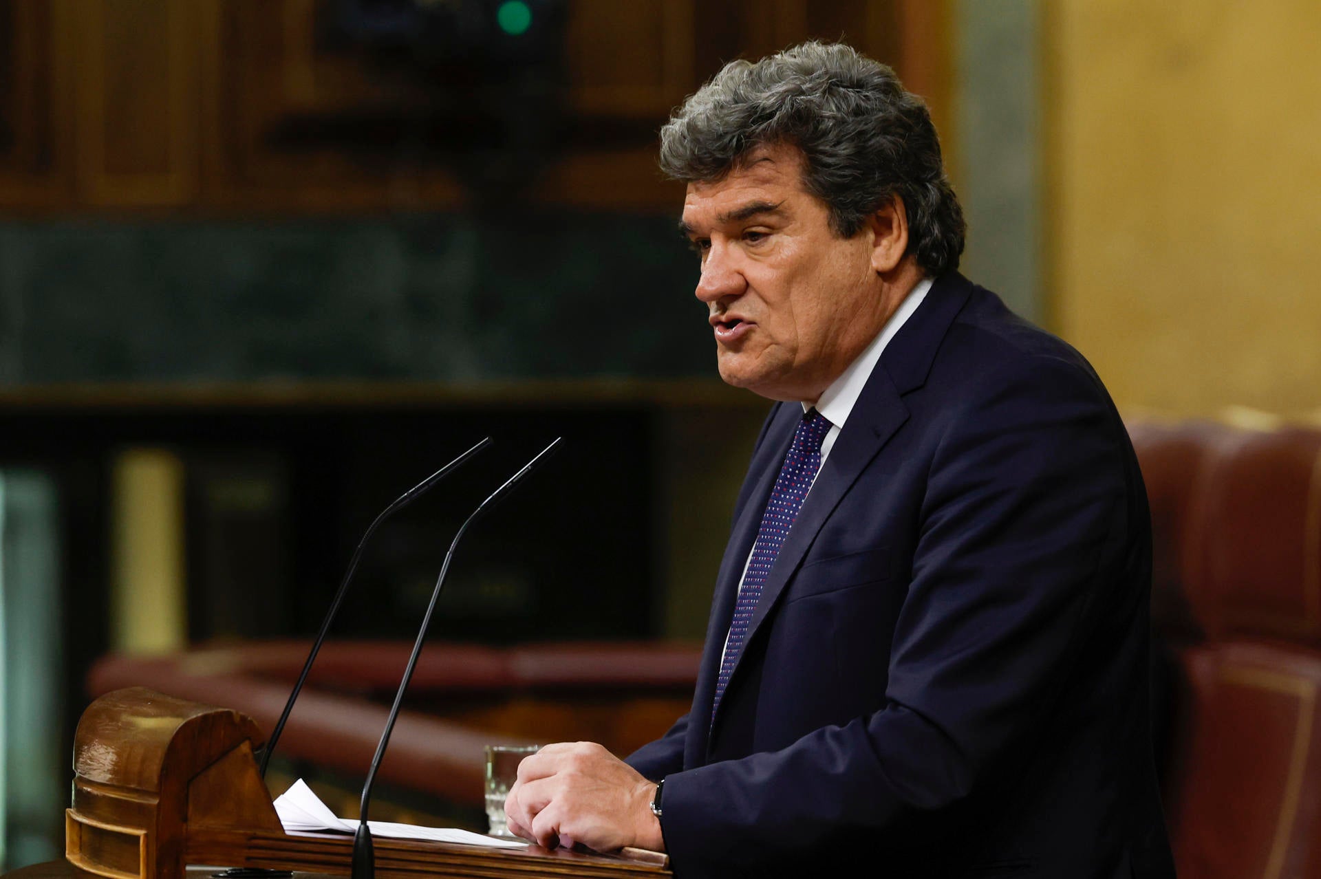 Escrivá se muestra "optimista" de cara a la reunión con los sindicatos de Seguridad Social Escrivá se muestra "optimista" de cara a la reunión con los sindicatos de Seguridad Social