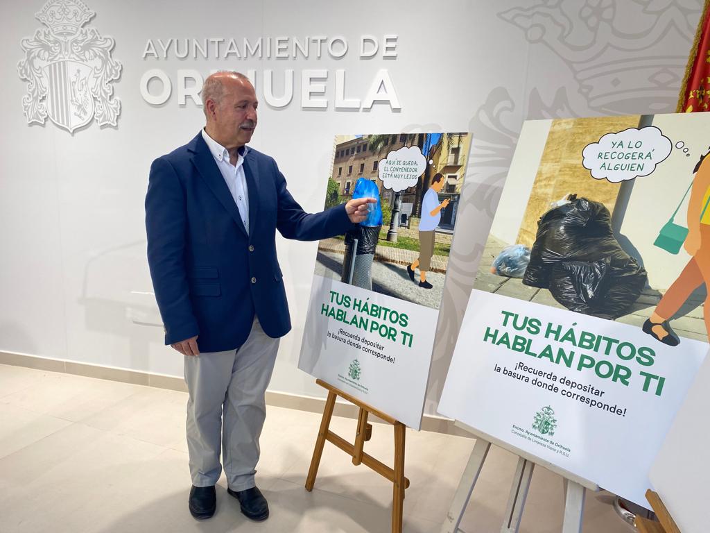 El Ayuntamiento advierte que depositar bolsas de basura en la papelera y fuera de contenedor puede suponer un problema de salubridad pública El Ayuntamiento advierte que depositar bolsas de basura en la papelera y fuera de contenedor puede suponer un problema de salubridad pública