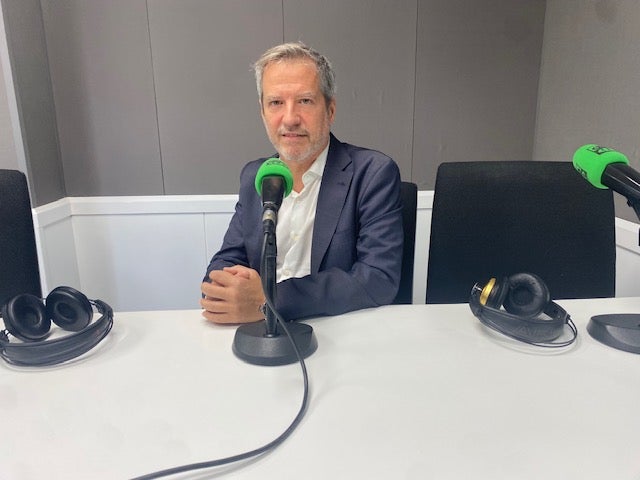 El candidato de C's a la alcaldía de Zaragoza, Daniel Pérez, ofrece transporte gratis los fines de semana El candidato de C's a la alcaldía de Zaragoza, Daniel Pérez, ofrece transporte gratis los fines de semana