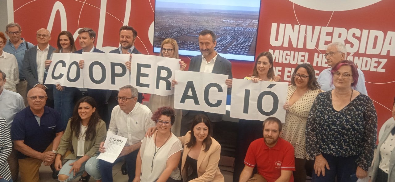 PP, PSOE, Ciudadanos y Compromís se comprometen en Elche a que si gobiernan destinarán al menos el 0’4% del presupuesto a cooperación PP, PSOE, Ciudadanos y Compromís se comprometen en Elche a que si gobiernan destinarán al menos el 0’4% del presupuesto a cooperación