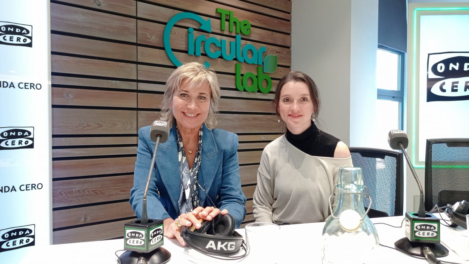 ¿Cómo se hacen los envases más sostenibles? Descubre los avances tecnológicos de Ecoembes para diseñar el futuro del reciclaje ¿Cómo se hacen los envases más sostenibles? Descubre los avances tecnológicos de Ecoembes para diseñar el futuro del reciclaje