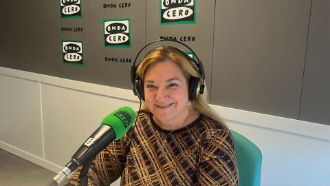 Mar&iacute;a Eugenia Gab&aacute;s, en los estudios de Huesca de Onda Cero.