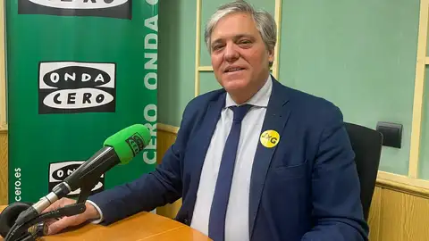 César Girón César Girón