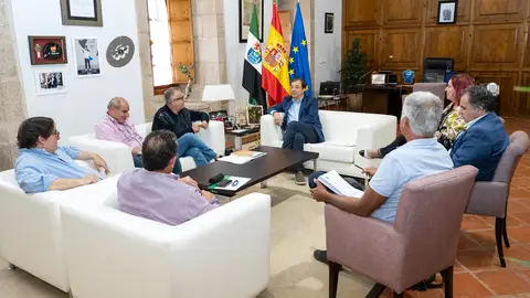 Las OPAS consideran necesarios pero insuficientes los 37 millones de ayudas para la sequía y aplauden la celeridad Las OPAS consideran necesarios pero insuficientes los 37 millones de ayudas para la sequía y aplauden la celeridad