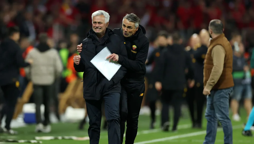 José Mourinho celebra el pase a la final de la Europa League