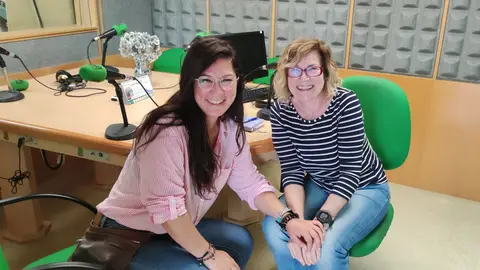 Ana Santos de "De Vella a Bella" e dúas convidadas: África Rodríguez, desde o Coliving de Anceu, e Cristina Pan, coordinadora do programa "The Break". Coñecemos o programa que vai traer ata olugar de Anceu en Ponte Caldelas