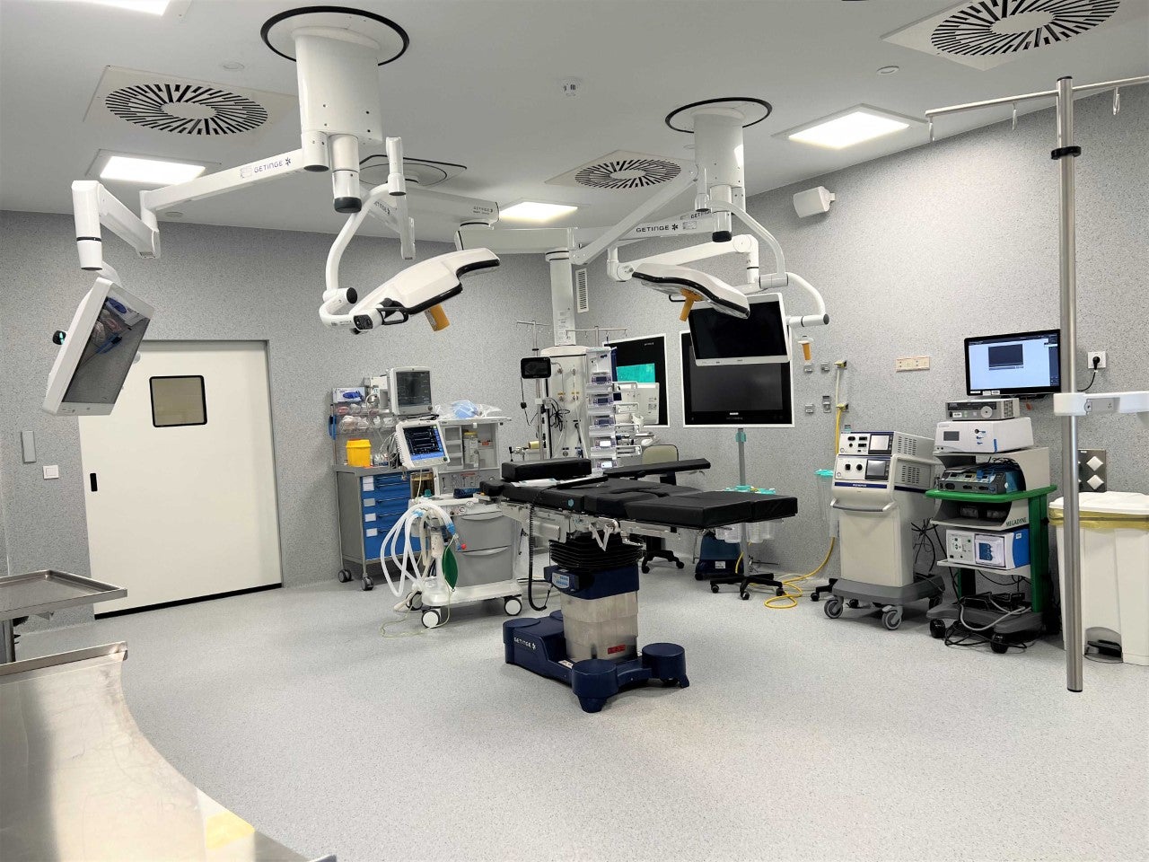 Cirugías más seguras y pruebas diagnósticas más precisas en Quirónsalud Torrevieja Cirugías más seguras y pruebas diagnósticas más precisas en Quirónsalud Torrevieja