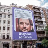 Cartel de Podemos contra Tomás Díaz Ayuso