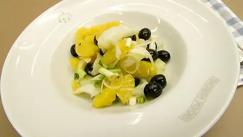 La receta de Robin Food para preparar ensalada de naranja y bacalao La receta de Robin Food para preparar ensalada de naranja y bacalao