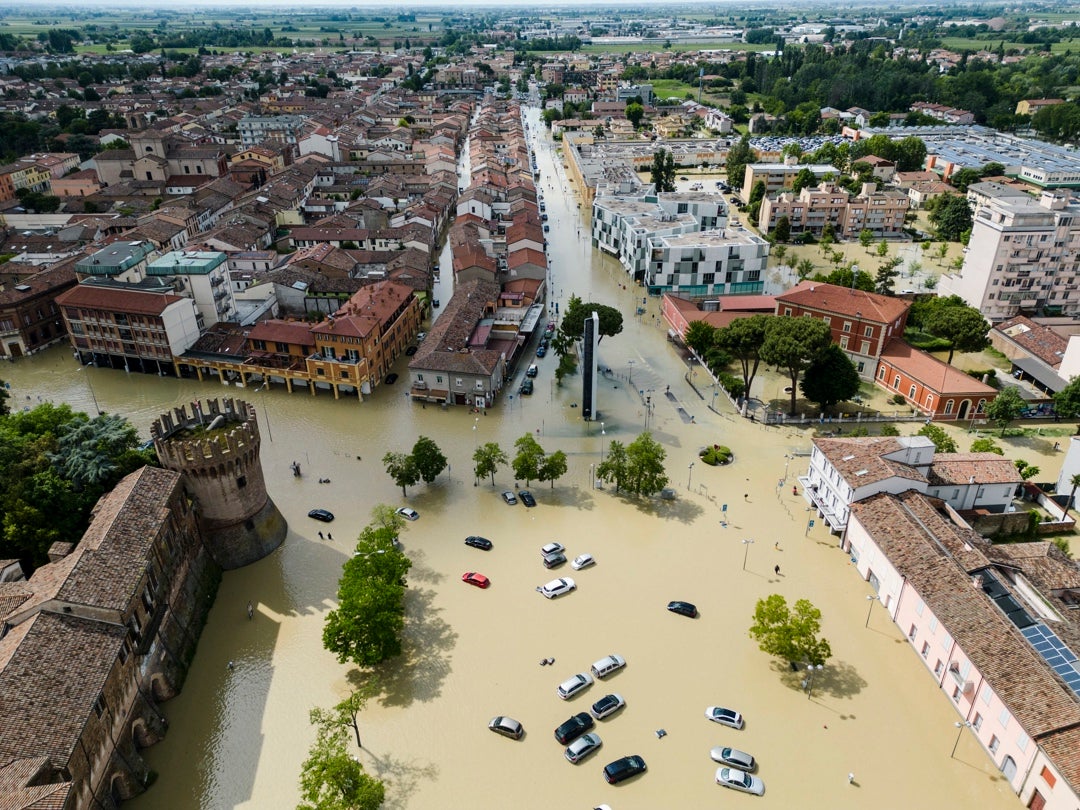 Aumentan a 13 los fallecidos por las fuertes lluvias en la región italiana de Emilia Romaña Aumentan a 13 los fallecidos por las fuertes lluvias en la región italiana de Emilia Romaña