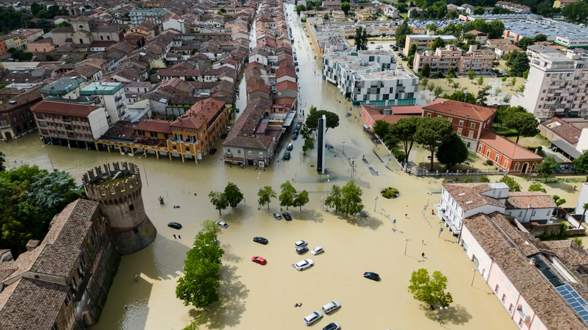 Aumentan a 13 los fallecidos por las fuertes lluvias en la región italiana de Emilia Romaña