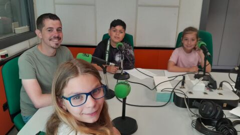 El candidato de Convocatoria por Xix&oacute;n responde a los ni&ntilde;os