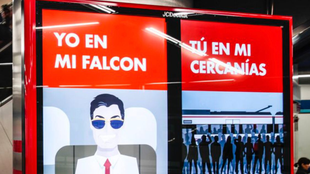 "Mi Falcon tiene más frecuencia que tu Cercanías", la campaña contra Sánchez en el Metro de Madrid "Mi Falcon tiene más frecuencia que tu Cercanías", la campaña contra Sánchez en el Metro de Madrid