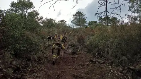 Los vecinos de Ovejuela regresan a sus casas al mejorar la situación del incendio en Las Hurdes Los vecinos de Ovejuela regresan a sus casas al mejorar la situación del incendio en Las Hurdes