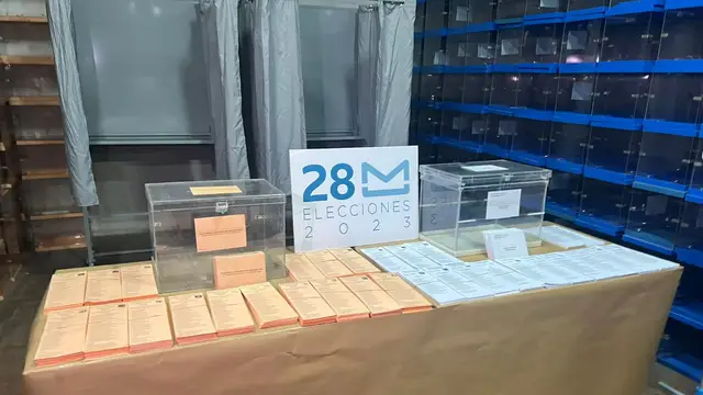 Mesa electoral para los comicios del 28 de Mayo Mesa electoral para los comicios del 28 de Mayo