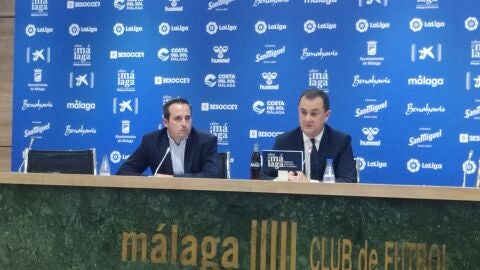 Kike P&eacute;rez, director general, y Jos&eacute; Mar&iacute;a Mu&ntilde;oz, administrador judicial, del M&aacute;laga CF