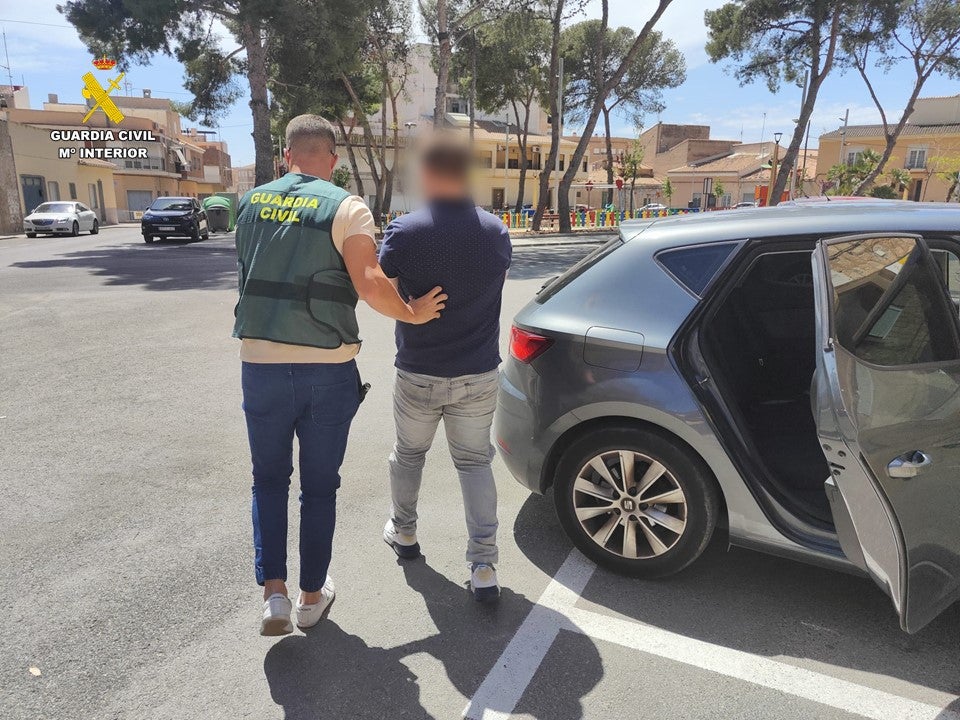 Detenido por robar 4.400 euros en un restaurante de Benicasim Detenido por robar 4.400 euros en un restaurante de Benicasim
