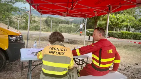 Se da por controlado el Incendio en Hurdes y Gata que ha afectado a 10.000 hectáreas de terreno Se da por controlado el Incendio en Hurdes y Gata que ha afectado a 10.000 hectáreas de terreno