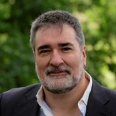 El escritor Óscar Soto El escritor Óscar Soto
