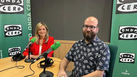 La portavoz nacional de Ciudadanos y candidata al Govern, Patricia Guasp, junto al periodista de Onda Cero Martí Rodríguez La portavoz nacional de Ciudadanos y candidata al Govern, Patricia Guasp, junto al periodista de Onda Cero Martí Rodríguez