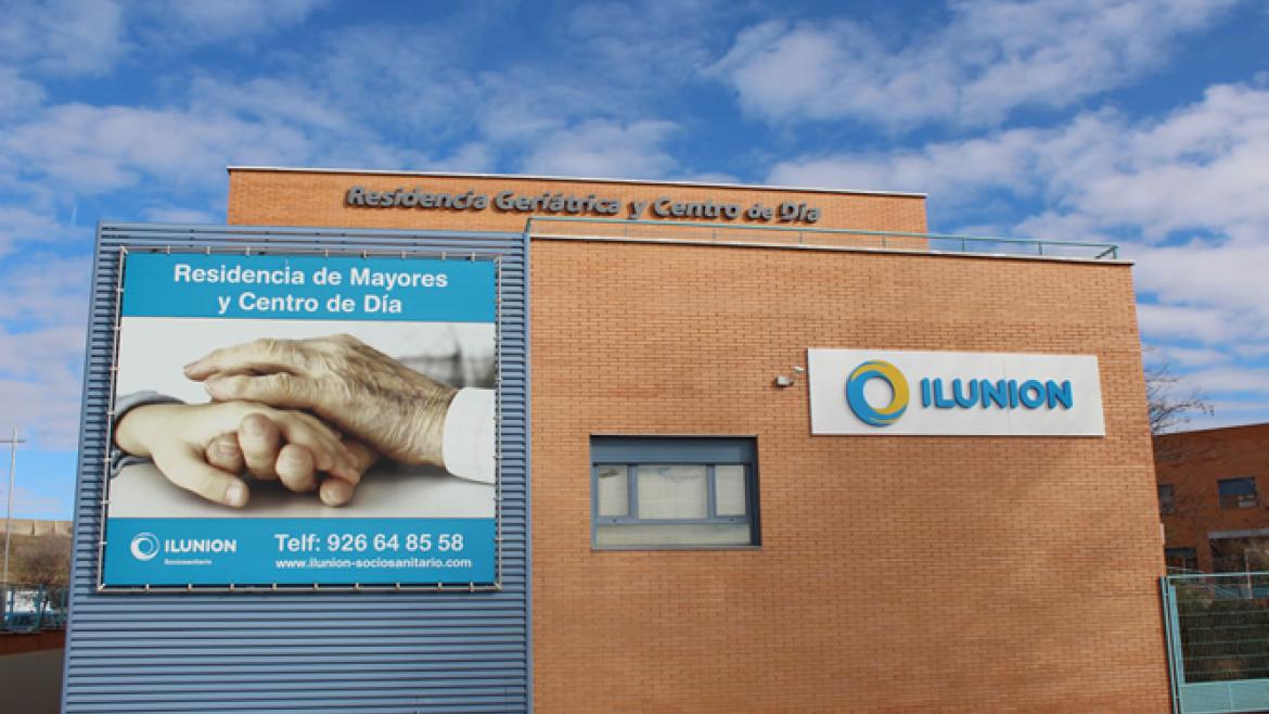 Dos muertos y diez afectados en un brote, por causas desconocidas, en una residencia de mayores de La Solana Dos muertos y diez afectados en un brote, por causas desconocidas, en una residencia de mayores de La Solana