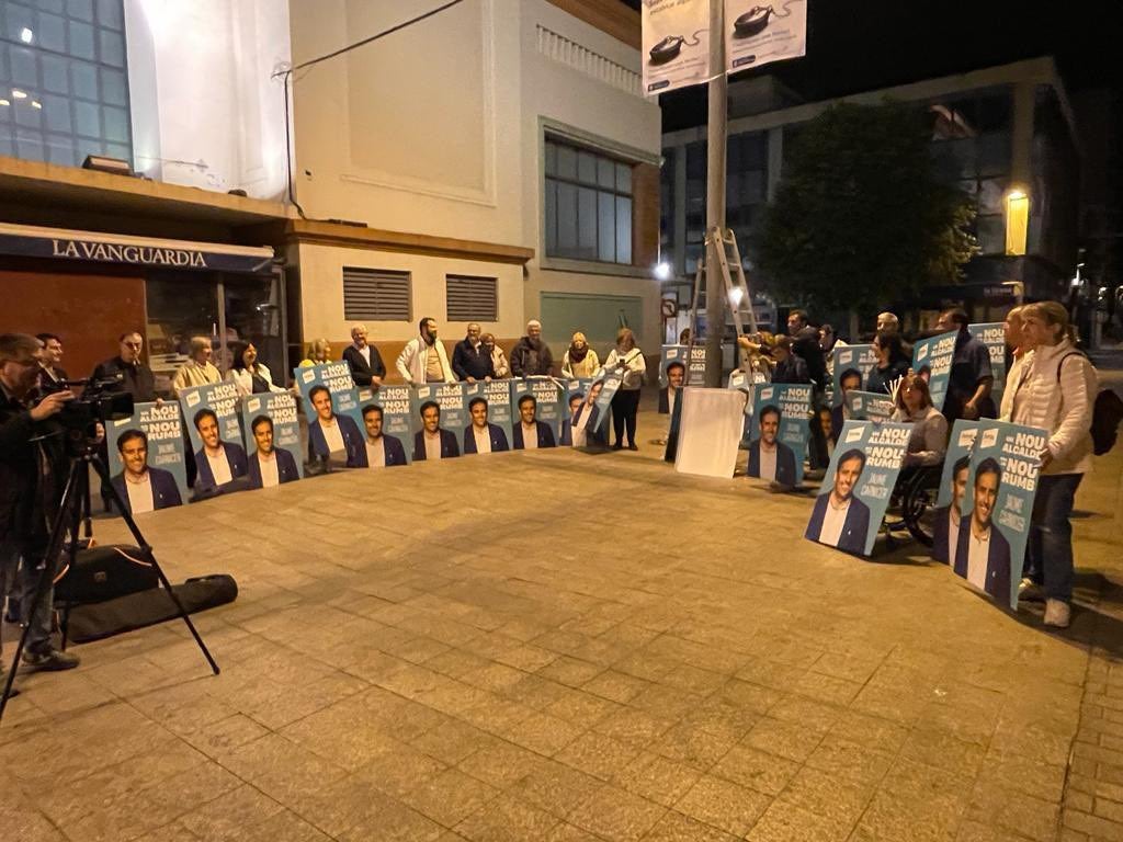 Junts per Vilanova vol una vila més neta, més endreçada, més il·luminada i amb bus urbà gratuït per a residents Junts per Vilanova vol una vila més neta, més endreçada, més il·luminada i amb bus urbà gratuït per a residents