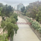 Ladera del río Vinalopó a su paso por Elche tras un episodio de lluvias intensas. Ladera del río Vinalopó a su paso por Elche tras un episodio de lluvias intensas.