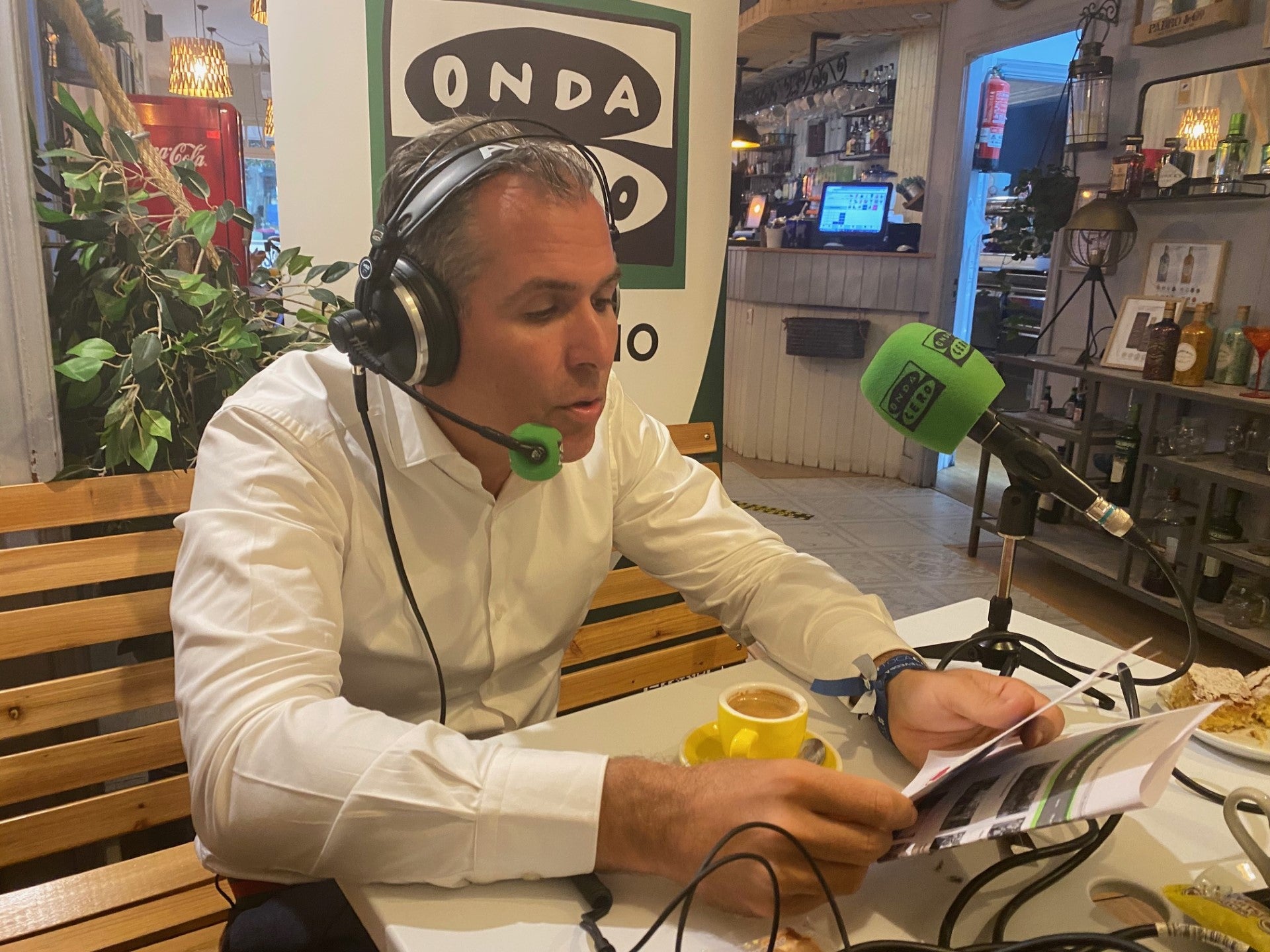 Rafa Domínguez: “Sin el apoyo de mi mujer Erica no estaría en política” Rafa Domínguez: “Sin el apoyo de mi mujer Erica no estaría en política”
