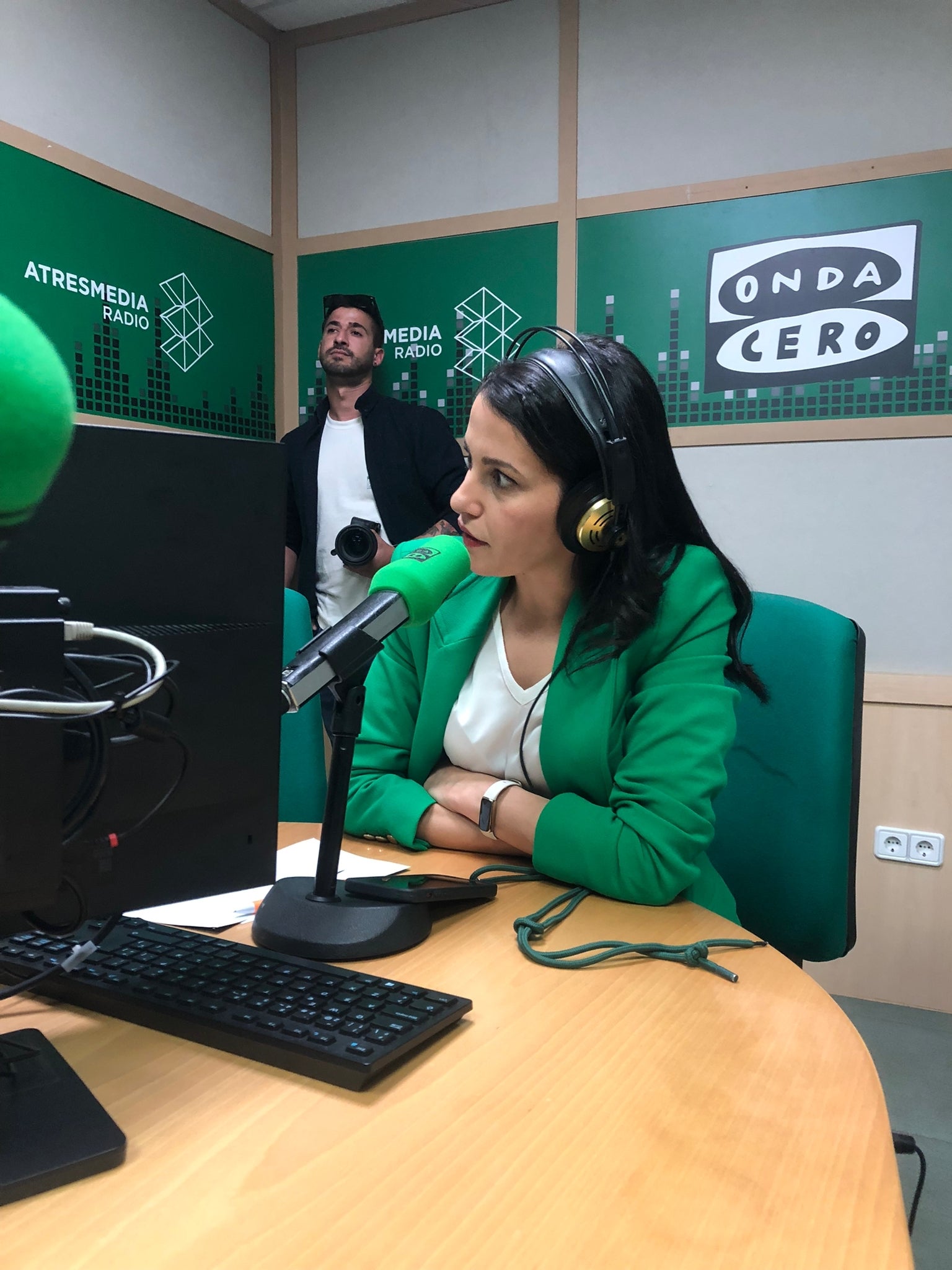 Inés Arrimadas ilusiona al votante de ciudadanos en su visita a Almería Inés Arrimadas ilusiona al votante de ciudadanos en su visita a Almería