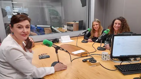 Nuria Becerra, Isabel Arroyo, Lucía Iglesias Nuria Becerra, Isabel Arroyo, Lucía Iglesias