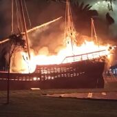Incendio de la réplica de La Niña en Las Palmas de Gran Canaria