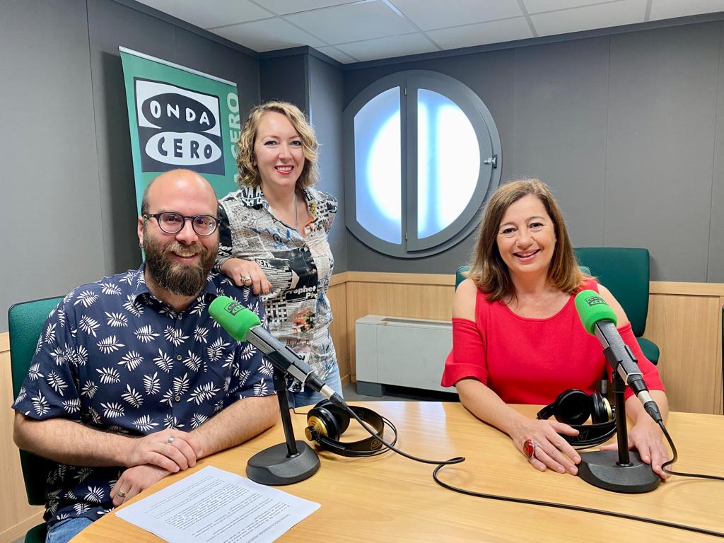 Francina Armengol defiende el decrecimiento en verano, aunque "en Baleares no sobran turistas" Francina Armengol defiende el decrecimiento en verano, aunque "en Baleares no sobran turistas"