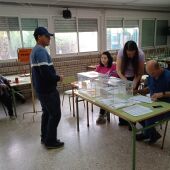 Normailidad en el inicio de la jornad electoral marcada por el aviso de lluvias para la tarde