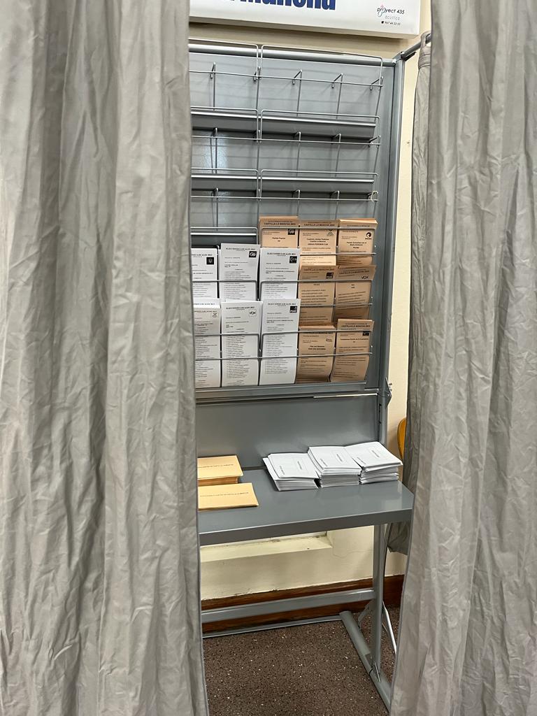 En Albacete, ya han votado los candidatos de las principales fuerzas políticas En Albacete, ya han votado los candidatos de las principales fuerzas políticas