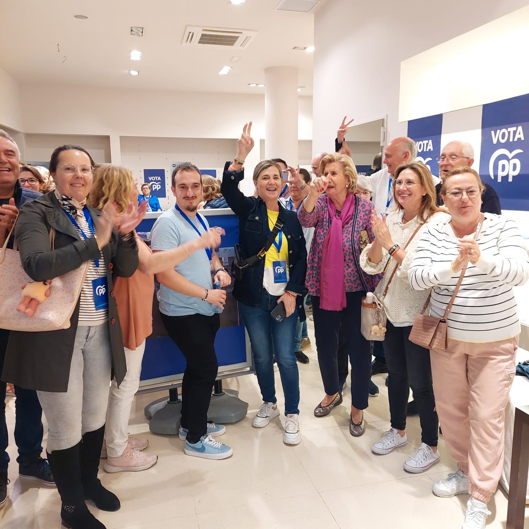 Alzira deberá hacer malabarismos para elegir alcalde mientras en Sueca podría repetirse el gobierno de participación Alzira deberá hacer malabarismos para elegir alcalde mientras en Sueca podría repetirse el gobierno de participación