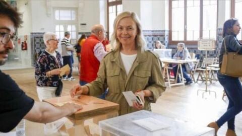 Sara &Aacute;lvarez Rouco, candidata de Vox a la alcald&iacute;a de Gij&oacute;n