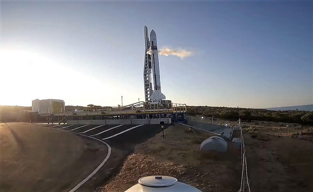 PLD Space cancela el primer intento de lanzamiento de su Miura 1 por ráfagas de viento en altura PLD Space cancela el primer intento de lanzamiento de su Miura 1 por ráfagas de viento en altura