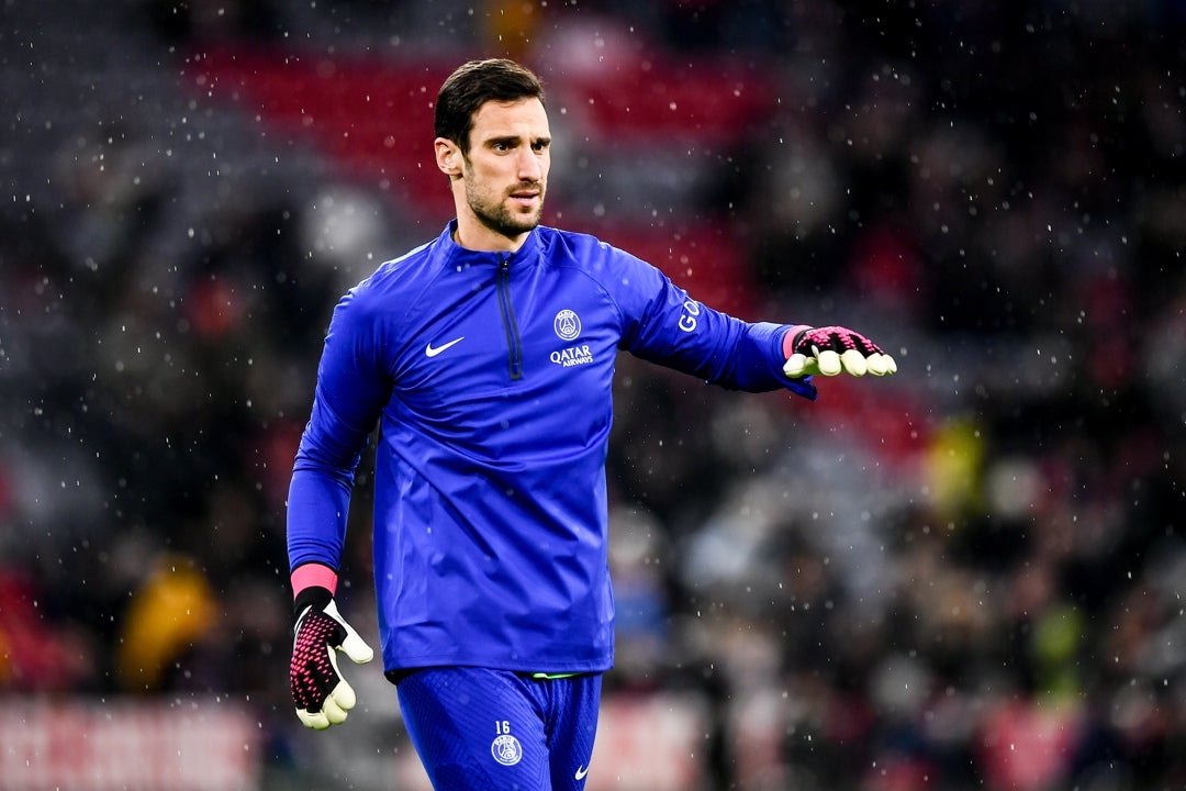 Sergio Rico continúa estable, sedado y con vigilancia estrecha Sergio Rico continúa estable, sedado y con vigilancia estrecha