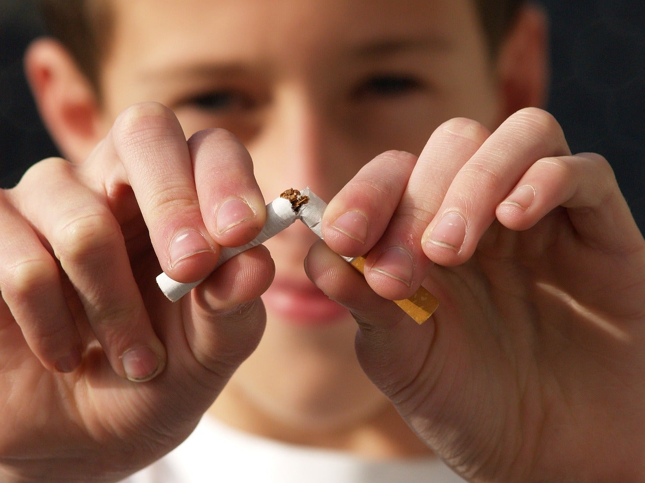 Cinco de cada diez fumadores fallecerán por el hábito del tabaco Cinco de cada diez fumadores fallecerán por el hábito del tabaco