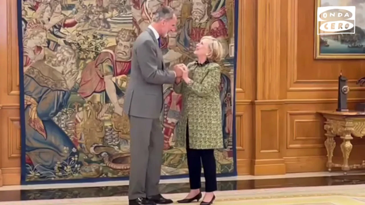 El Rey recibe a Hillary Clinton en La Zarzuela, con motivo de su visita a España El Rey recibe a Hillary Clinton en La Zarzuela, con motivo de su visita a España