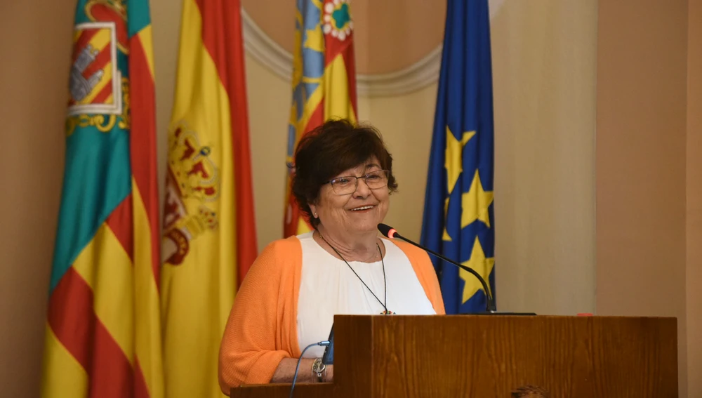 María Jesús Garrido toma la palabra en el pleno