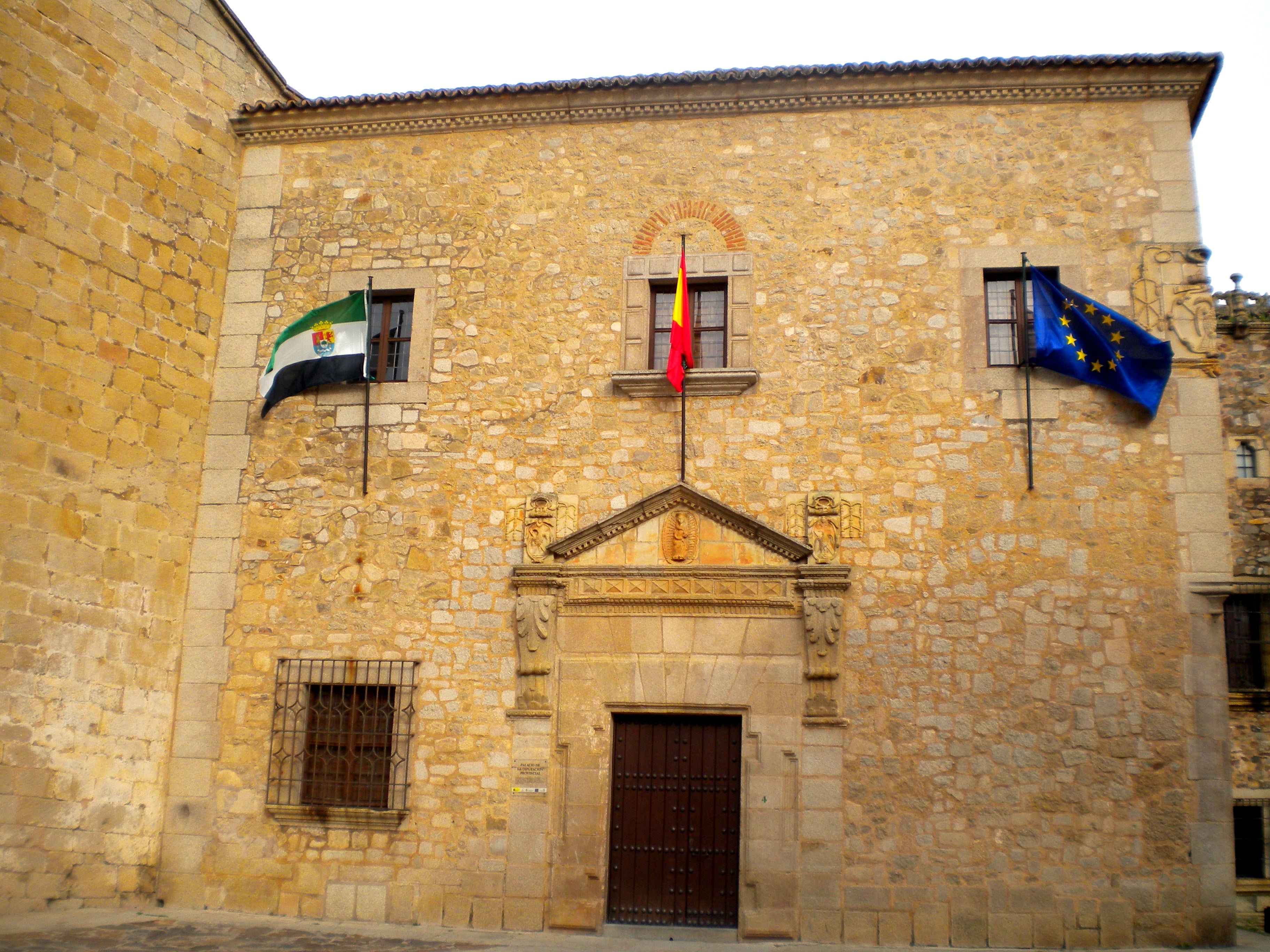 El PSOE de la provincia de Cáceres decidirá quién preside la Diputación cacereña el día 8 de junio El PSOE de la provincia de Cáceres decidirá quién preside la Diputación cacereña el día 8 de junio